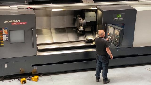 Doosan PUMA 3100 ULY CNC Lathe new 2012 MACH4METAL 6204 1-3
