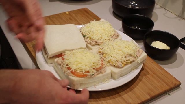 Tuna Melt recipe perfect for you sitting at home