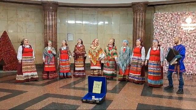 Снова замерло все до рассвета
