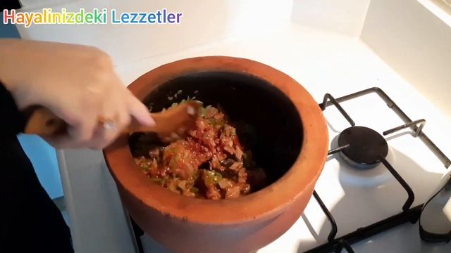 #Kurufasulye GÜVEÇTE LEZZETLİ ETLİ KURU FASÜLYE TARİFİ