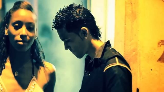 Massari ft Mia Martina - Latin Moon