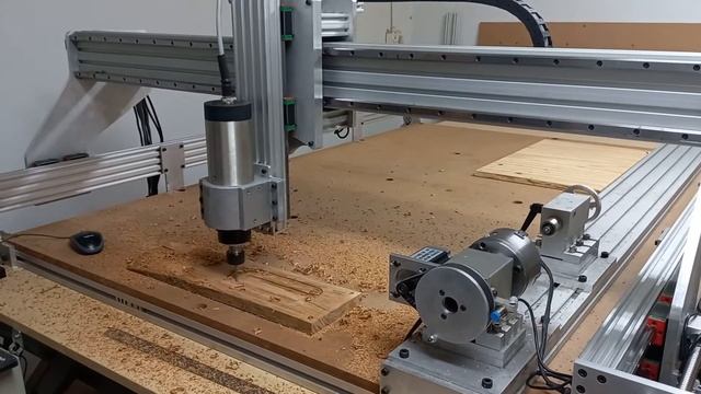 Oryx GT5-1520LI-2.2 CNC Router with 4th-Axis - Blackwood Box