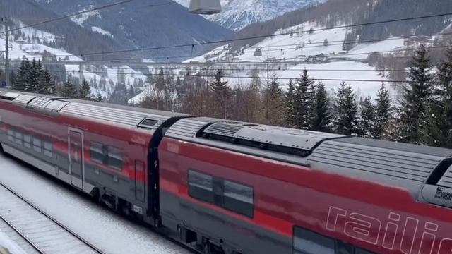 Таурус с поездом Мюнхен-Венеция