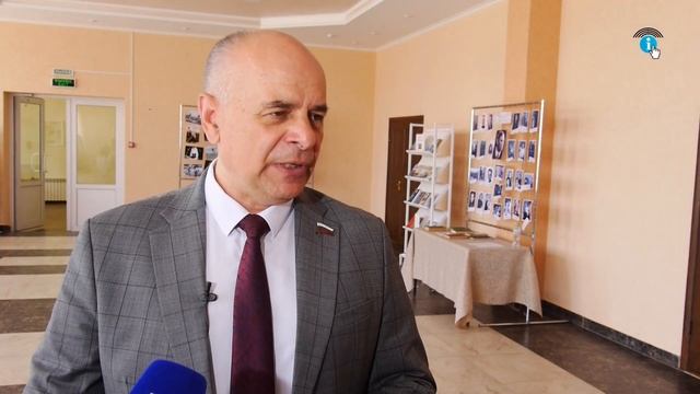 Депутаты Курской облдумы поздравили аграриев с Днем фермера