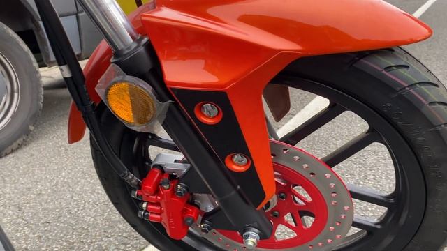 Kymco VSR 125 walk around black & orange euro 4 CBS