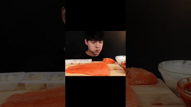 ❝ Давайте сперва перекусим, а дружелюбие проявите потом. ❞