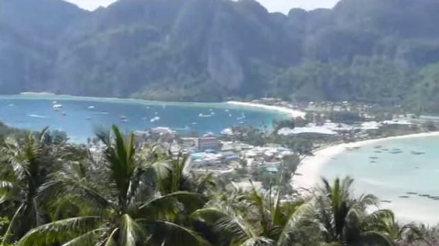Thailand 2010 - Sicht über Phi Phi (Ban Ton Sai)
