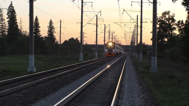 Электропоезд ЭД4М-0468 ЦППК перегон Тучково - Кубинка-1