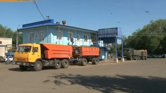На полях области полным ходом идет уборочная кампания