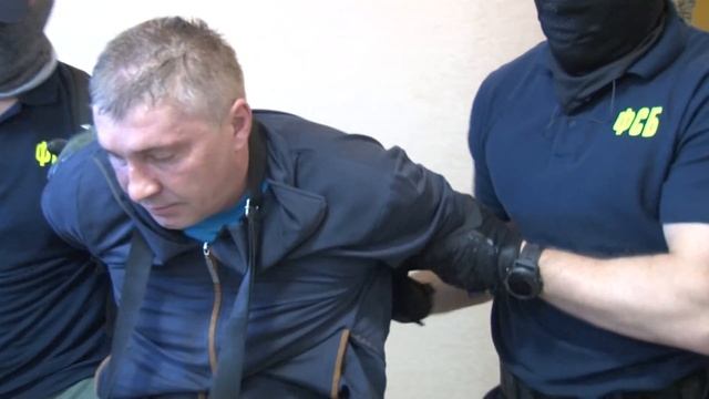 2 человека по подозрению в шпионаже задержала ФСБ в Симферополе