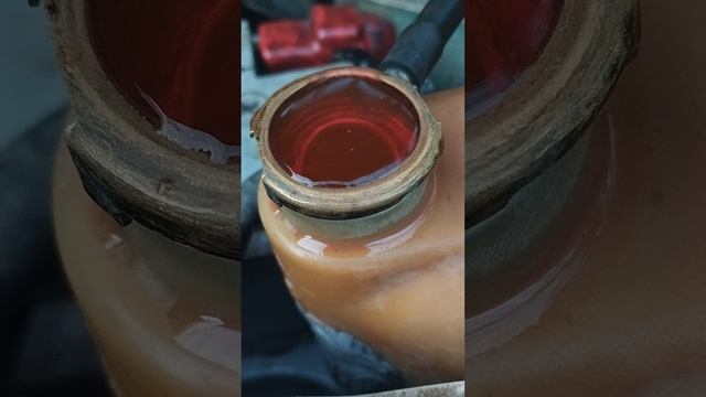 Проверка двигателя 3CE на повышенное давление в системе охлаждения.mp4