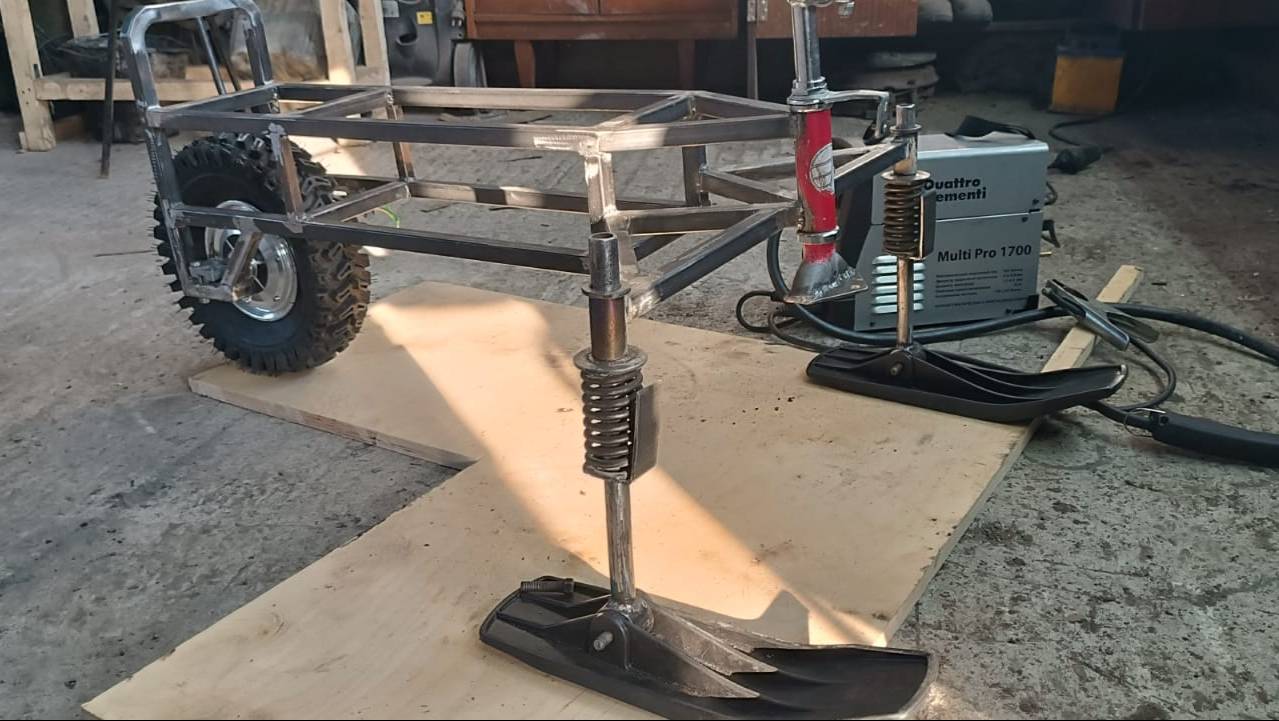 Новый Колесный электроснегоход часть 1