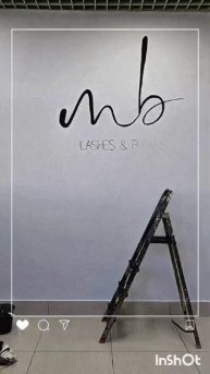 Роспись стены в салоне красоты