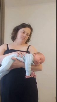 Как держать ребёнка. Как носить ребёнка с 0 до 6 месяцев.