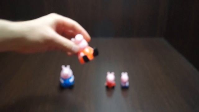 00225 inmagig.ru Игрушка Pepa  Pig , Семья Пепы .