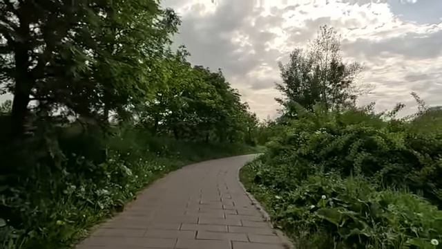 Отшельница спасла утопленницу и приютила у себя… А вызвав ей скорую, похолодела, увидев кто приехал…