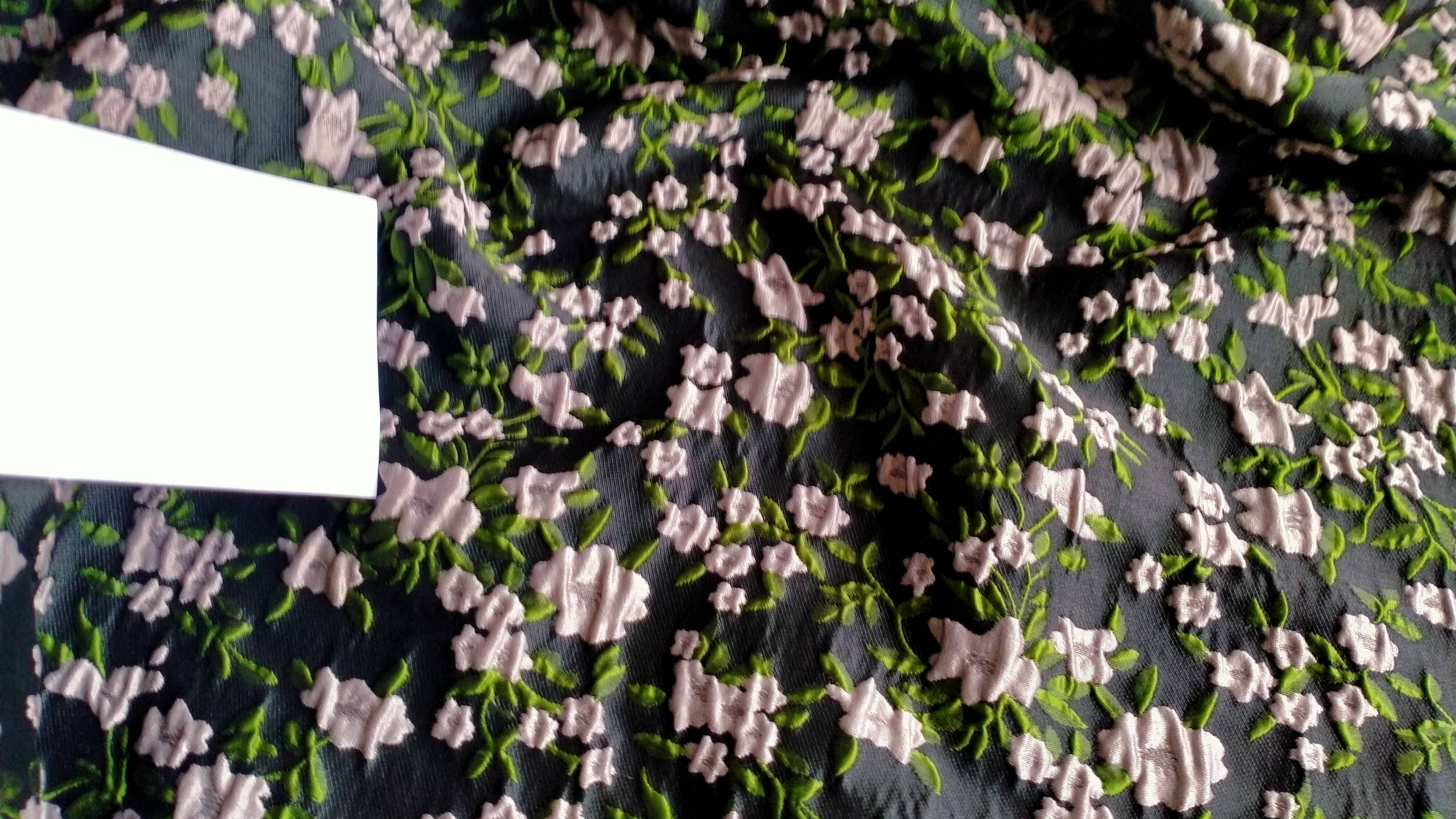 Жаккард с цветами