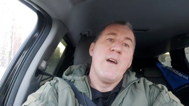 Кто у нас чиновники? Дебилы? Просто красавчики? Уважаемые вы наши...