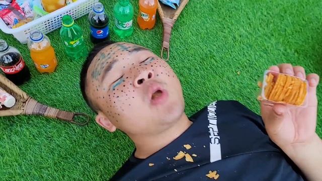 Coca Cola,Fanta,Mtn Dew,Pepsi,Sprite and mouth vs Mentos in Big Underground|Different color snacks