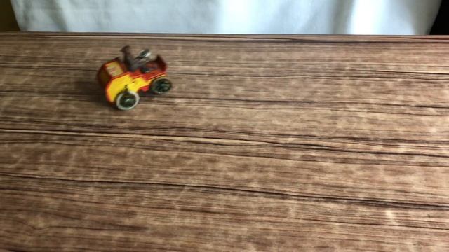 29 Заводная механическая игрушка -Автомобиль с водителем.Германия.Редкость