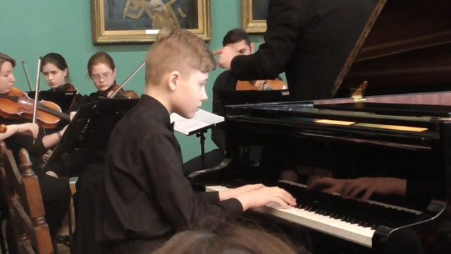 Усков Андрей Моцарт концерт 23  3 часть