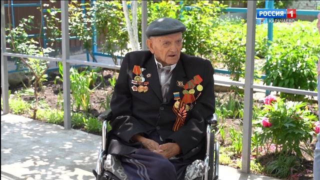 Рашид Темрезов поздравил с 99-летием ветерана Великой Отечественной войны Ивана Задощенко