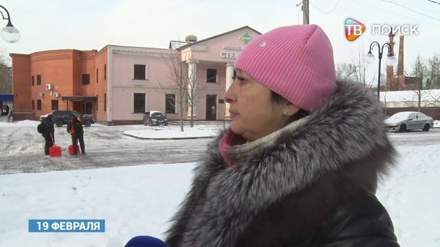 Зима вернулась в регион. Коммунальные службы убирают и вывозят снег