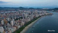 SANTOS - Praia do Gonzaga, Ponta da Praia, Jardins de Santos e Zona Portuária vistos do alto