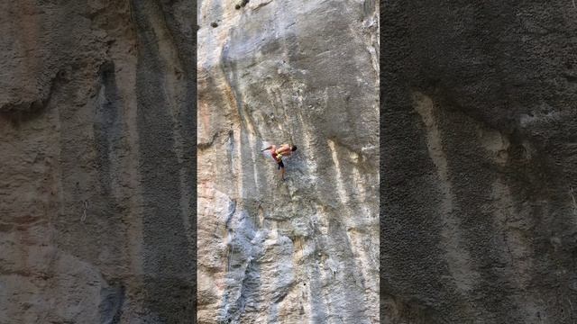 Uncut Punt'x 9a+ at Deverse, climbing Gorge du Loup (Nice)