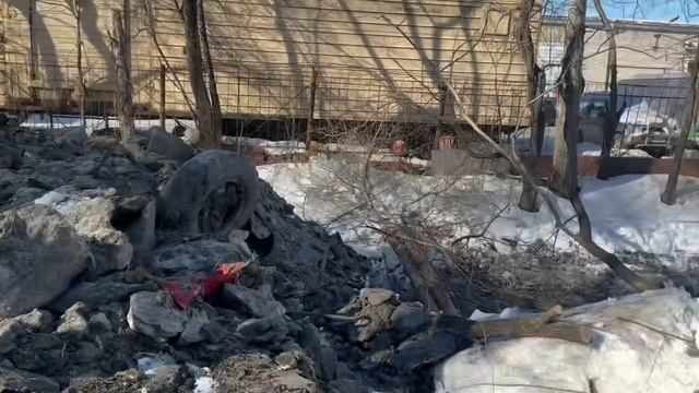 Мусор и мостики-переходы осложнили расчистку реки в Благовещенске