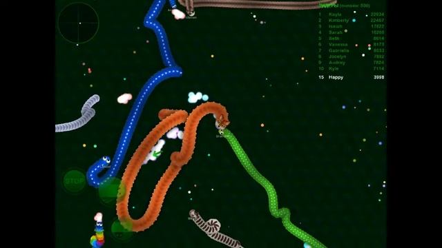 Сново играем в wormax.io