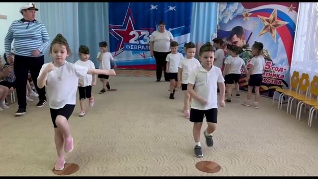 Праздник песни и строя