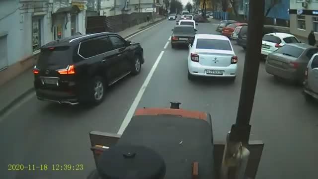 Я НА ЛЕКСУСЕ. МНЕ МОЖНО