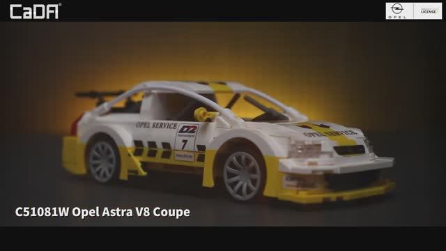 CaDA автомобиль Opel Astra V8 Coupe 1/20 (330 деталей) C51081W