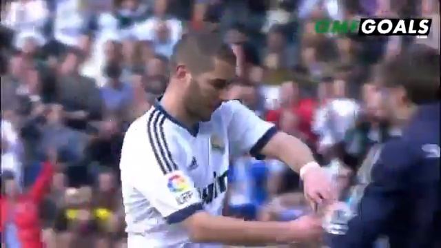 реал мадрид против барселоны 2:1 реал побеждает!!!