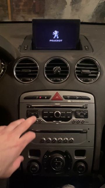 Дисплей Пежо 308
