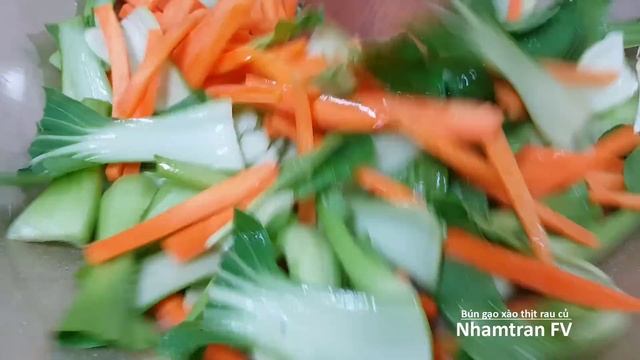 Món ngon dễ làm BÚN GẠO XÀO THỊT RAU CỦ Đổi món cho gia đình tuyệt ngon |Nhamtran FV