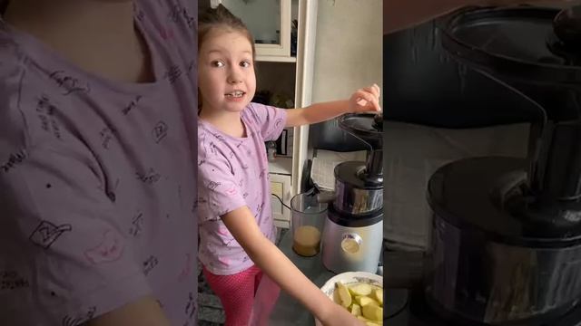 готовим яблочный сок