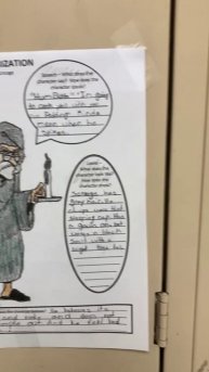 коридор школы, урок литературы в США