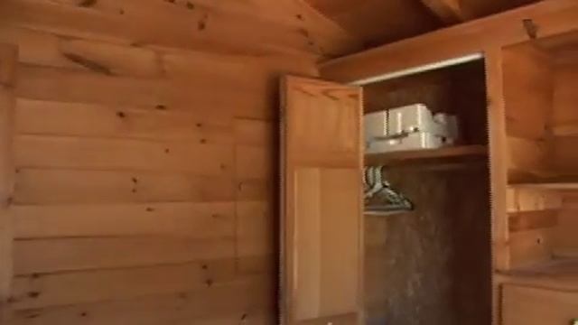 Wooden Cabin on wheels, easily to your location.