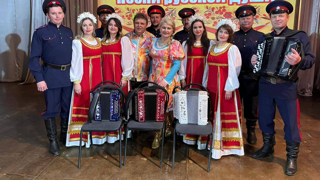«В сердце твое стучусь»