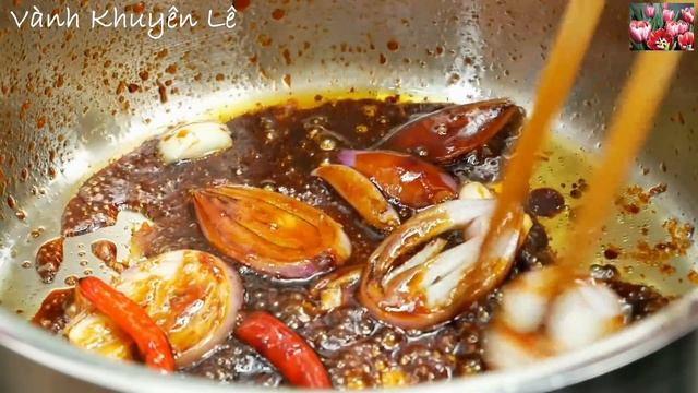 Thịt Kho Vừa Ngon Vừa Đẹp - Bí quyết Kho Thịt Heo Có Màu Đẹp Và Thơm Ngon by Vanh Khuyen