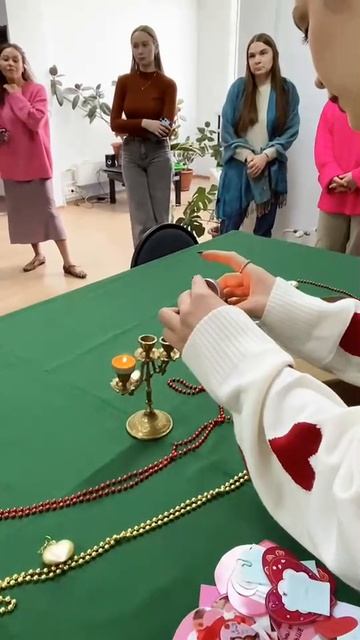 УИЦ поздравляет всех с Днем влюбленных! 💌✨