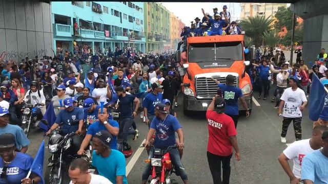 La gran caravana de los tigres del licey