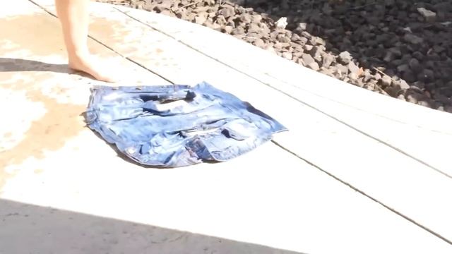 Blood-Splattered Death T-Shirt | No-sew Tutorial