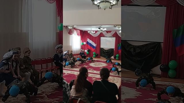 23 февраля день папы 
.mp4