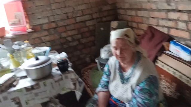к маме с гостиницами приехала