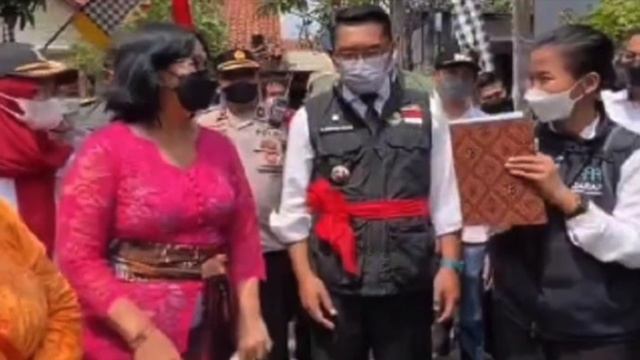 Sosok Gadis Bali yang Menjadi Ajudan Gubernur Jawa Barat