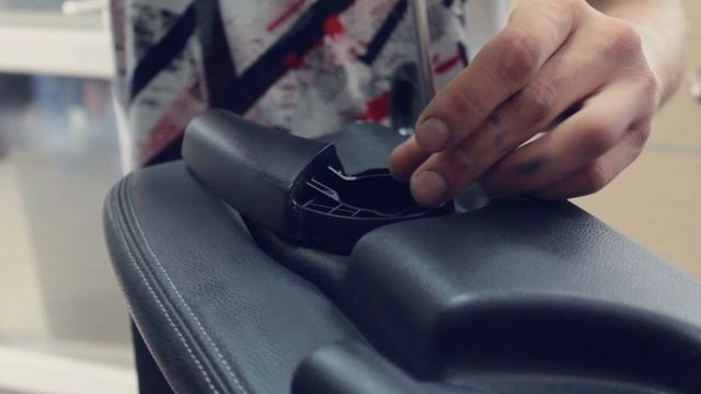 02 Снятие пластиковых элементов