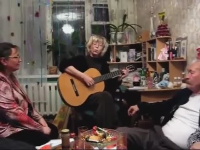 Люся Ли "Новогодняя песенка..." (где то с середины..))